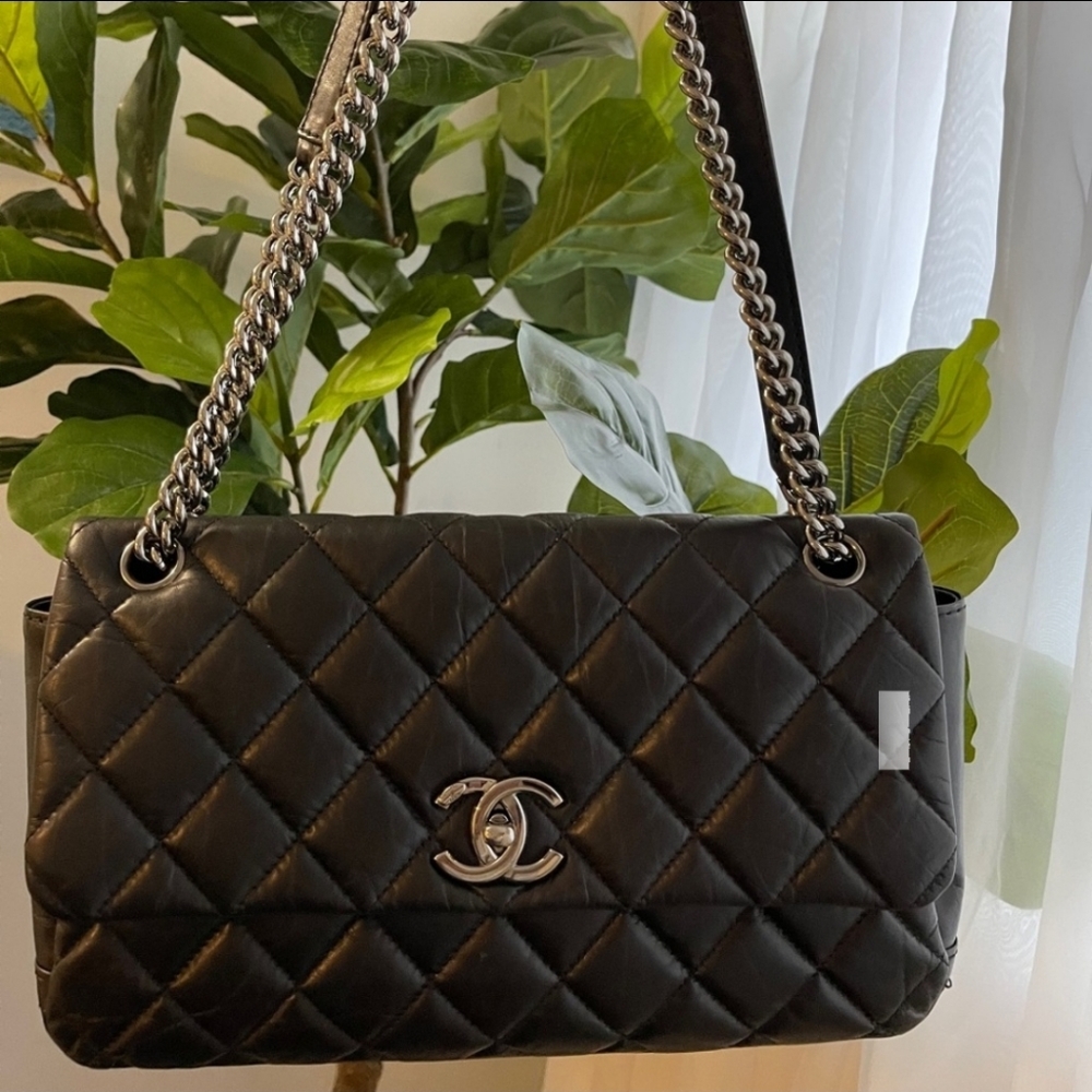 SOLD...DO NOT BUY!! Chanel Sac Rabat crossbody - Picture 8 of 9